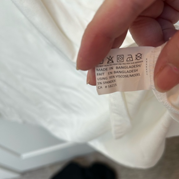 White dress - Picture 4 of 4